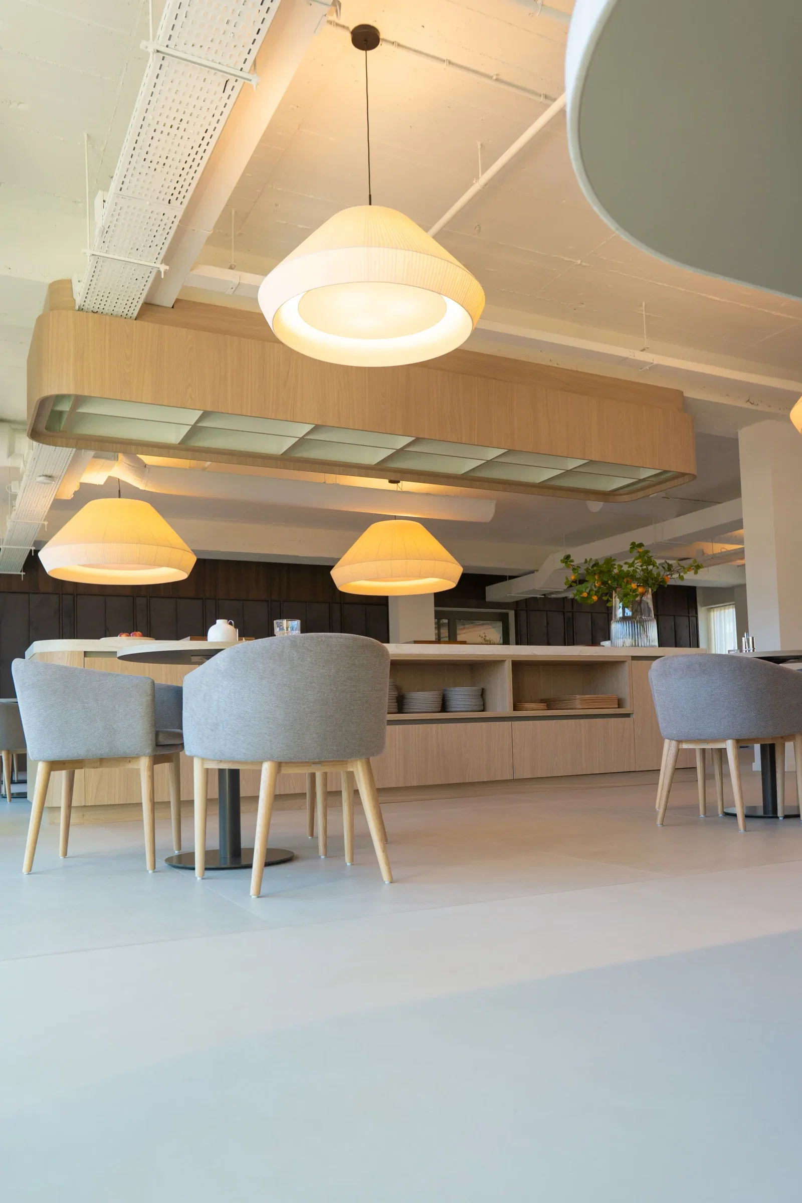 Lavasteen kantoor Helmond