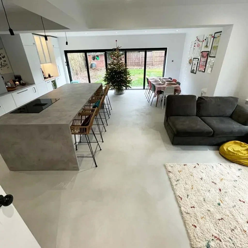 Microcement vloer Den Haag woonkamer