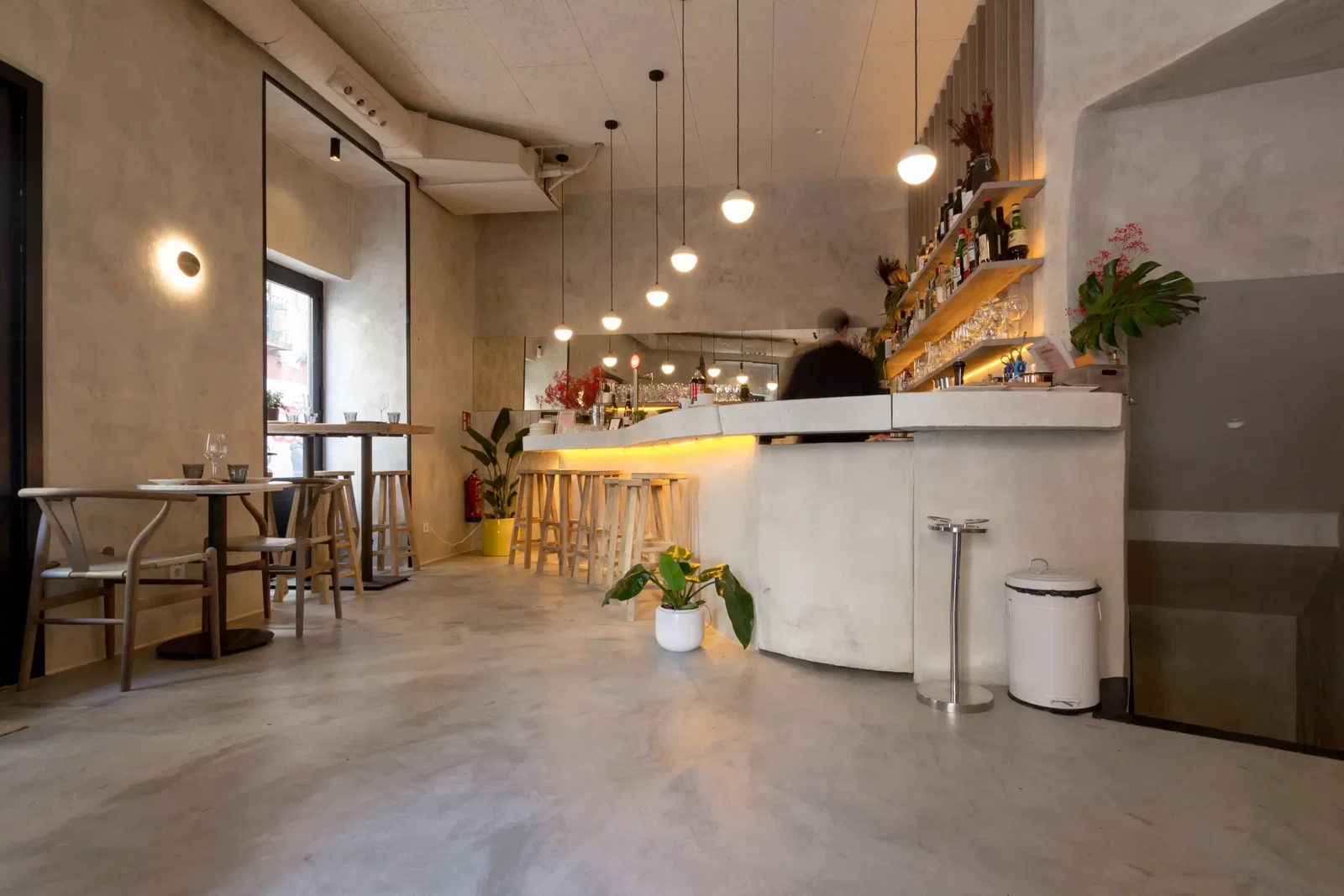 Microcement restaurant vloer interieur
