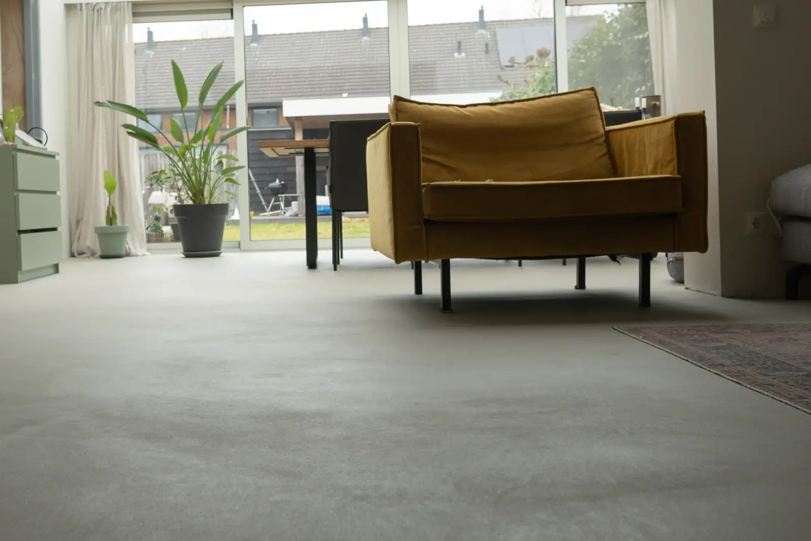 Microcement badkamer antraciet mat Utrecht