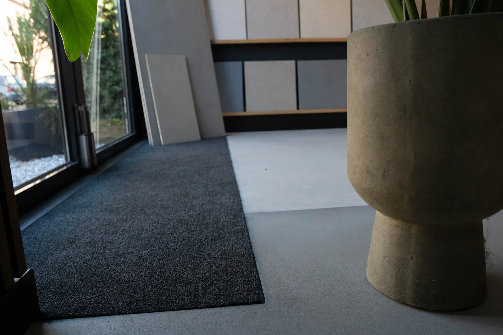 Showroom Microcement Studio Eindhoven - materialen en kleuren bekijken