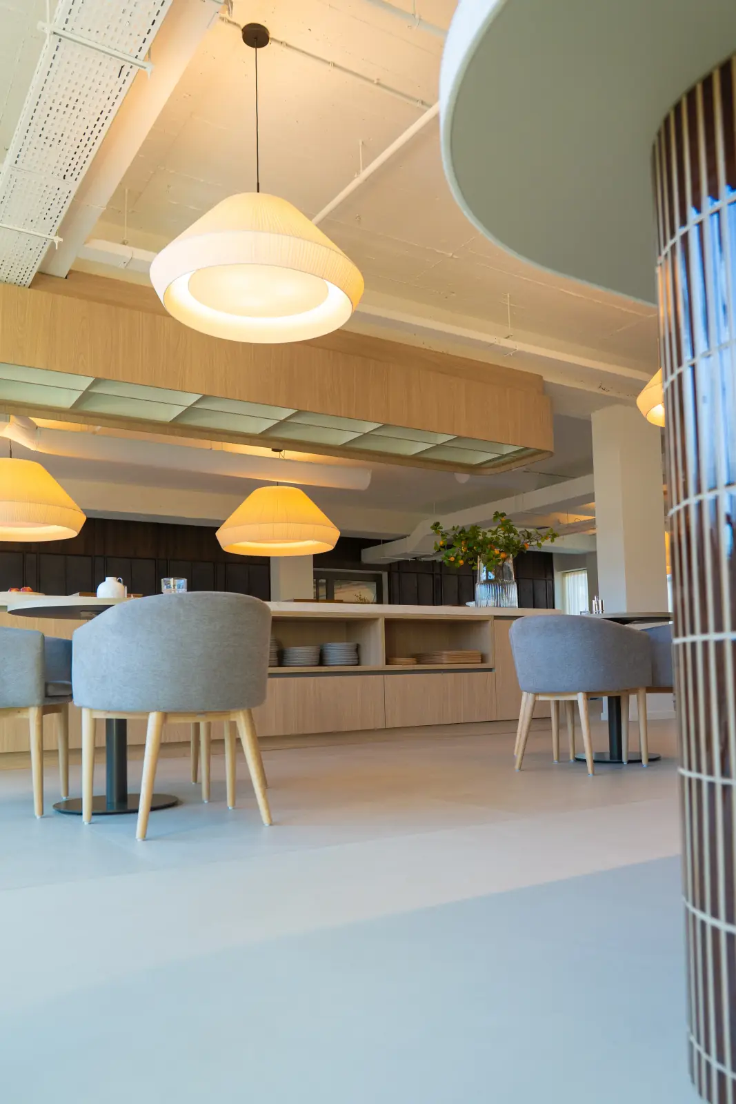 Lavasteen kantoor High Tech Campus Eindhoven
